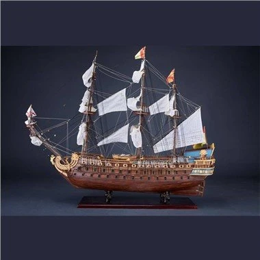 Maquette de bateau en bois antique San Felipe